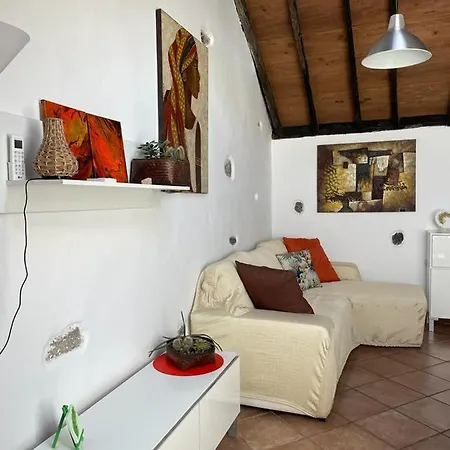 La Puerta Del Sol 아데제